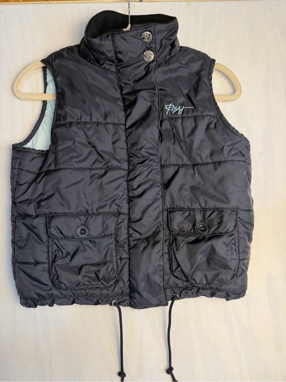 Roxy Woman’s Black Full Zip Puffer Vest with Embroidered Logo Size: Small